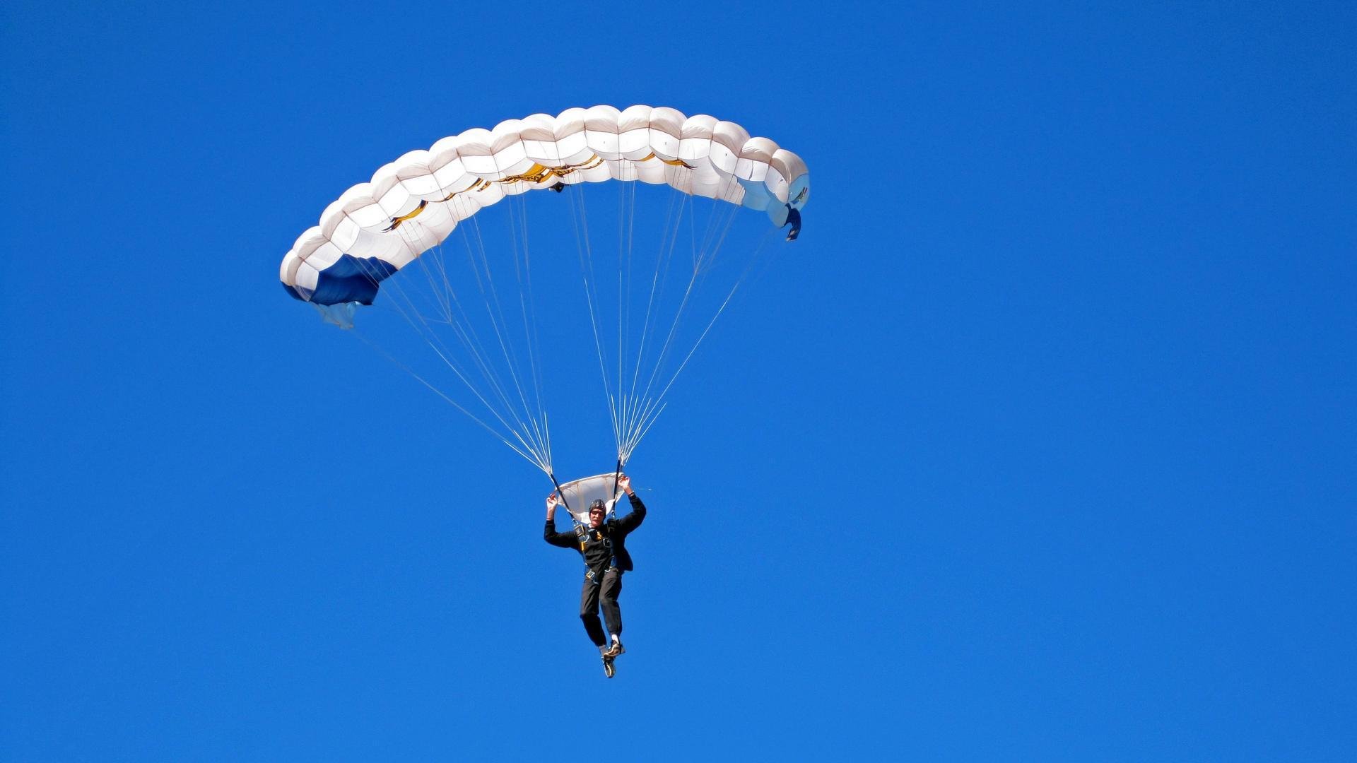 篮球专项技能训练方法与教学改革,篮球基本技能训练